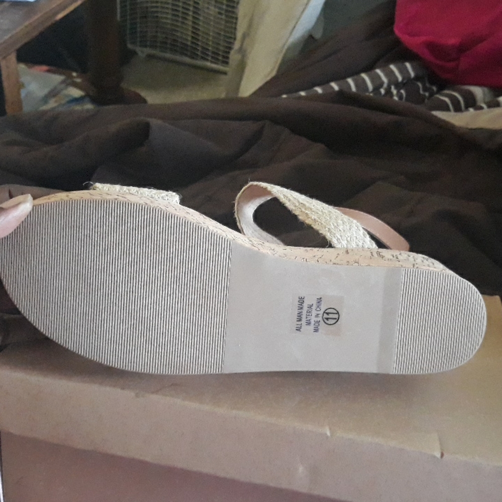 Charlotte Russe Sandals - Picture 3 of 4